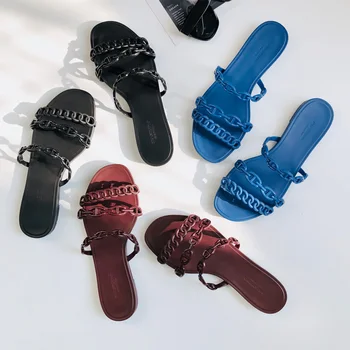 Avrupa ünlü marka zincir jöle sandalet kadın üç zincirler kemer plaj terlikleri yaz düz sandalias mujer 2018 flipflops y451