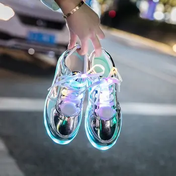 Bahar ve Yaz ışıklı ayakkabı Erkek Öğrenci USB Şarj Renkli Light up Ayakkabı Kadın Aydınlık Shuffle Dans Gece Gece Fluore