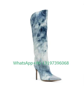 Bayan baskılı beyaz mavi tasarım buzağı çizmeler sivri burun slip-on tarzı kovboy çizmeleri stiletto topuk sequins bling yüksek topuk çizmeler 46