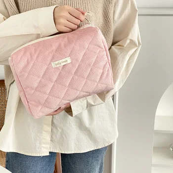 Büyük Kapasiteli kadın Kozmetik Çantaları Durumlarda Rahat Bayanlar Küçük Saklama fermuarlı çanta Kadın Seyahat el çantası Küçük Çanta