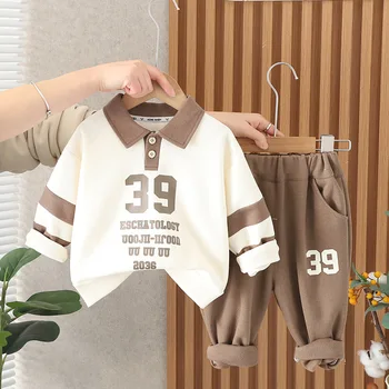Erkek bebek Kıyafet Seti Bahar Sonbahar Kore Dijital Baskılı turn-aşağı Yaka Eğlence T-shirt üstler ve pantolonlar Çocuk Bebek Giysileri
