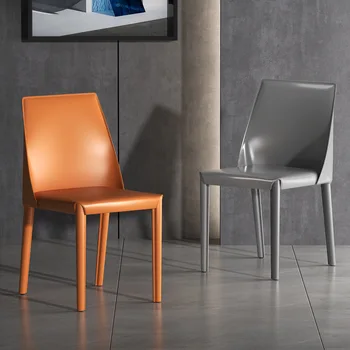 Italyan Minimalist eyer deri sandalye ışık lüks ev ergonomik tasarımcı yemek sandalyesi endüstriyel tarzı restoran koltuk