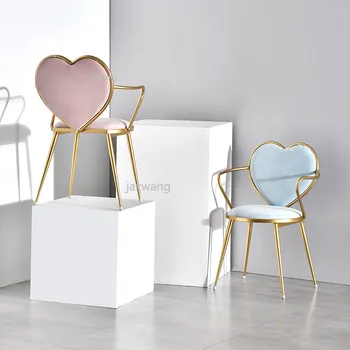 Modern Makyaj Koltuğu ev yemek sandalyeleri Aşk Demir Geri Ins Kalp Şeklinde Yatak Odası sandalye Tırnak Prenses Soyunma Dışkı sandalye Z