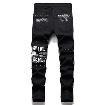 Perçin Punk Denim Kot Pantolon Kafatası Patchwork Streetwear Hip Hop Kot pantolon Erkekler Harajuku Ekose Moda İnce Siyah Kot Pantolon