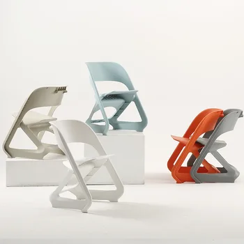 Plastik Büro Sandalyeleri İstiflenebilir Konferans Salonu Açık Serin Sandalyeler Müzakere Sandalyeler Beyaz Sergi Seyirci Sandalyeleri