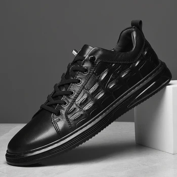 Yeni Hakiki Deri günlük erkek ayakkabısı Ayakkabı Yüksek Kalite Siyah Sneakers Adam Dantel-up Casual Flats Lüks Öğrenciler okul ayakkabısı