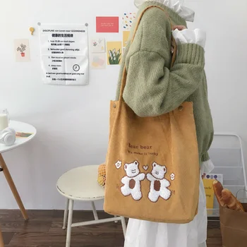 Yeni Kadife alışveriş çantası Vahşi Ayı İşlemeli Çanta Çanta Lüks Marka omuzdan askili çanta Taze ve Tatlı Kanvas Çanta Toka ile