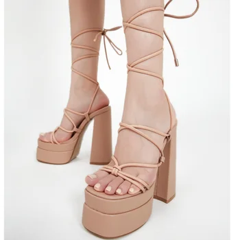 Yeni Marka Burnu açık Platformu Yüksek Topuklu Sandalet Ayak Bileği Strappy Parti Elbise Clubwear Moda Yaz Düğün Katı Ayakkabı Kadın